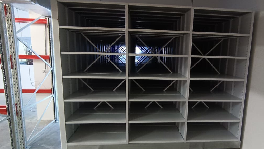 передвижные стеллажи для склада
